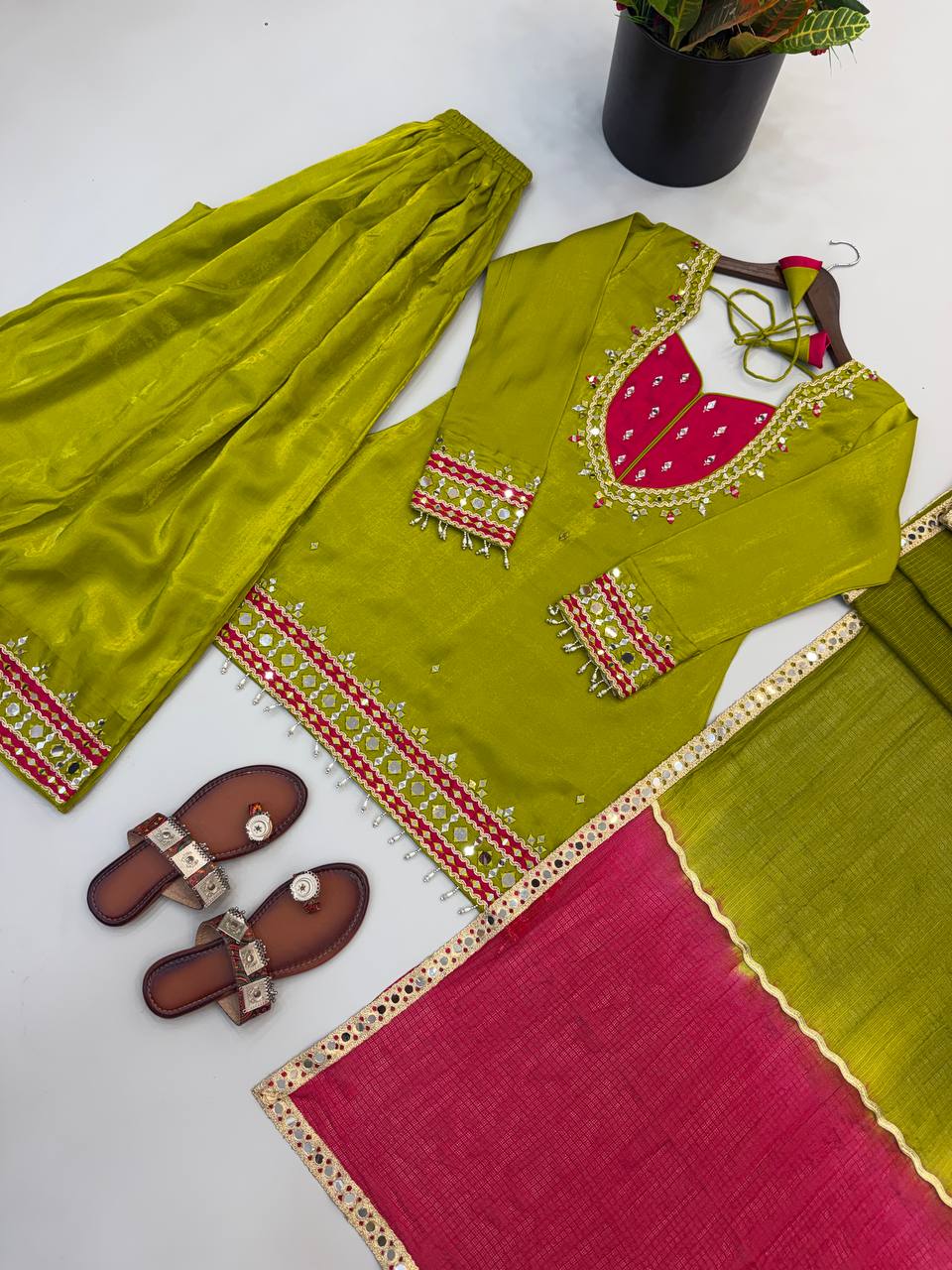 Elegant Party Wear Roman Glass Suit Set with Lace Border Dupatta