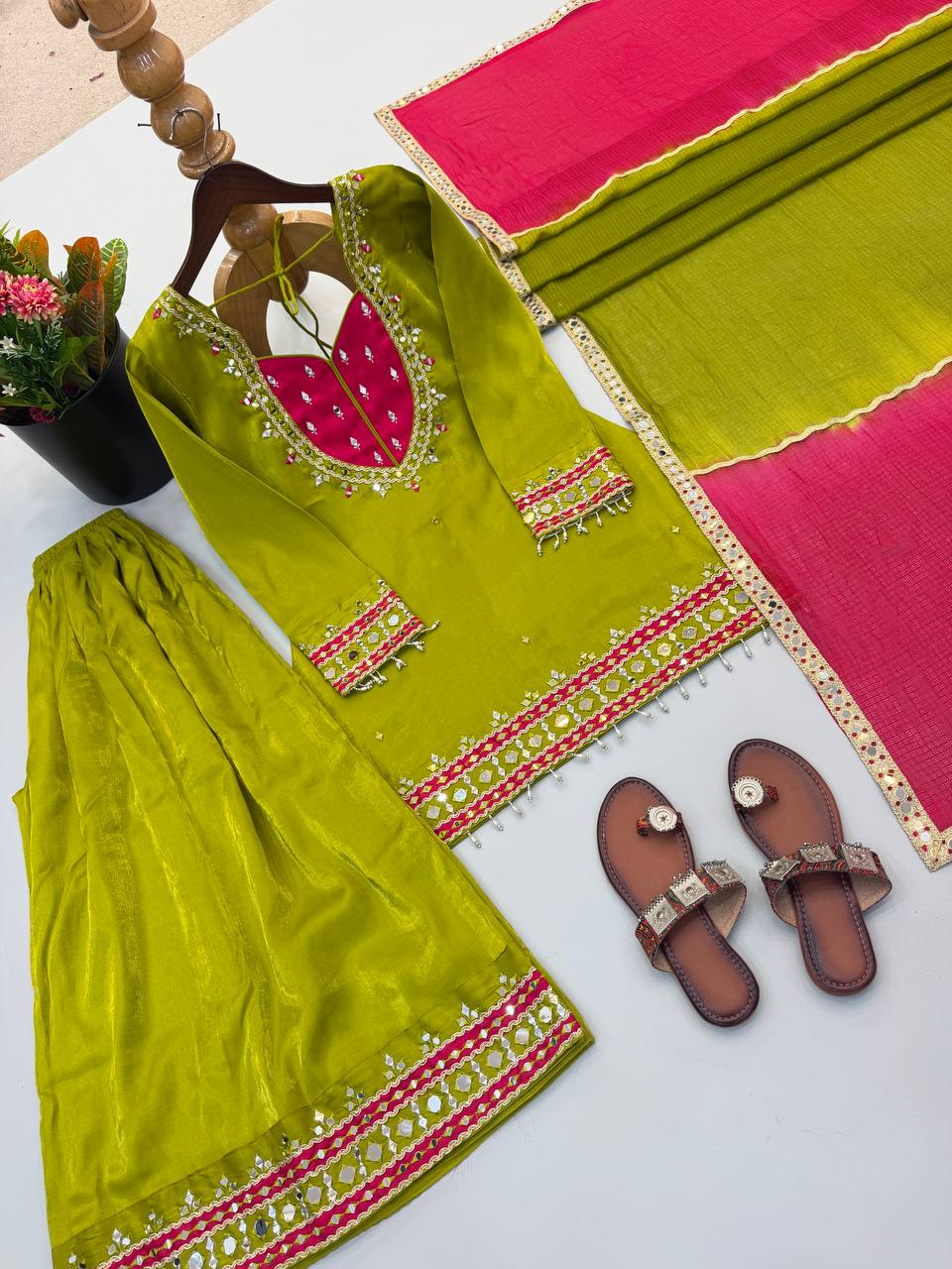 Elegant Party Wear Roman Glass Suit Set with Lace Border Dupatta