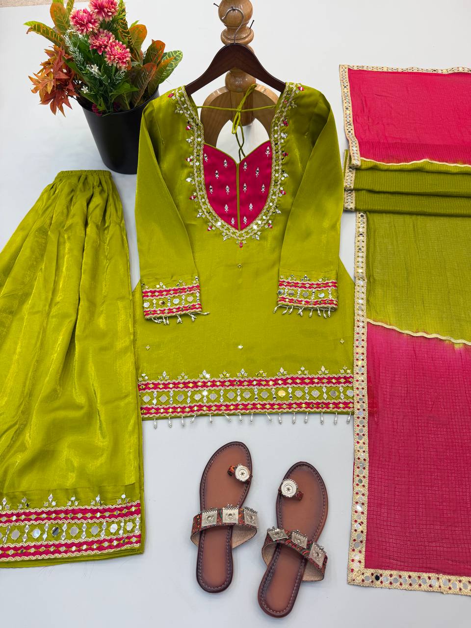 Elegant Party Wear Roman Glass Suit Set with Lace Border Dupatta