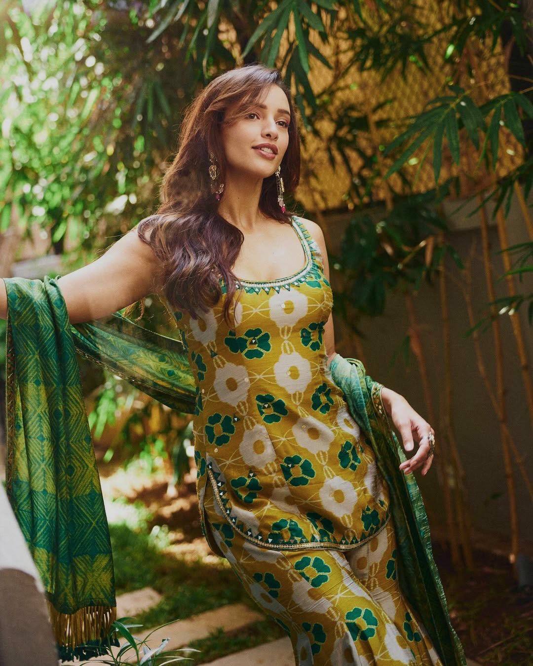 Premium Chinon Silk Digital Print Palazzo Suit for Festive Wear