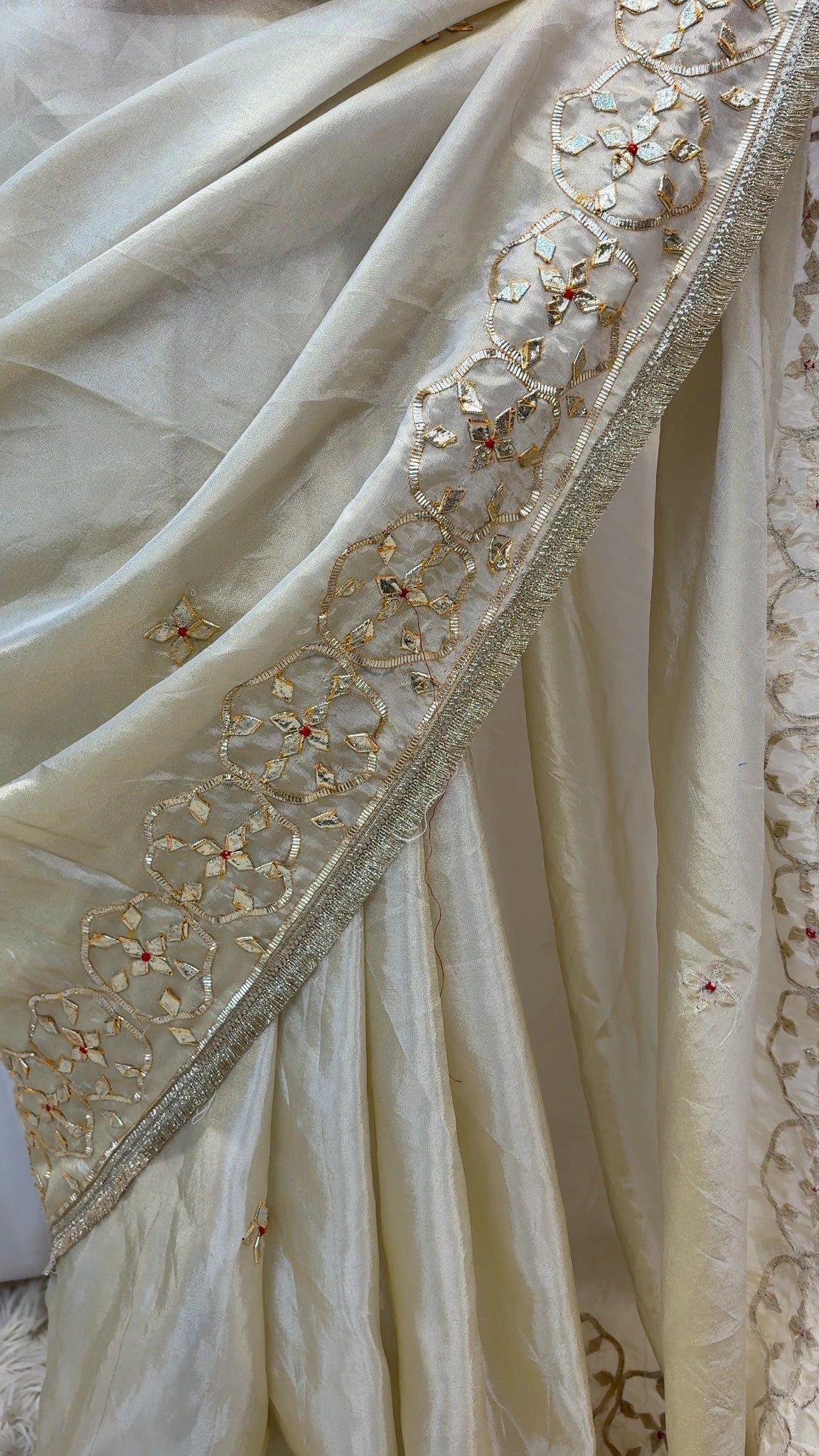 Tissu Fabric Saree with Kacchi Gota Patti Handwork (With Blouse)