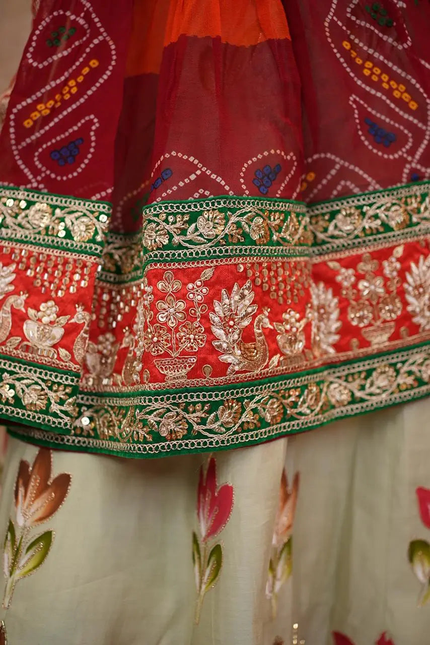 Brocha Pila Chunri – Elegant Traditional Ethnic Wear
