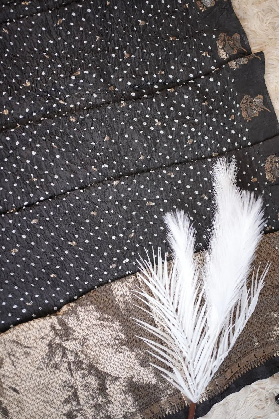 Bandhani Saree with Zari Weaving Work
