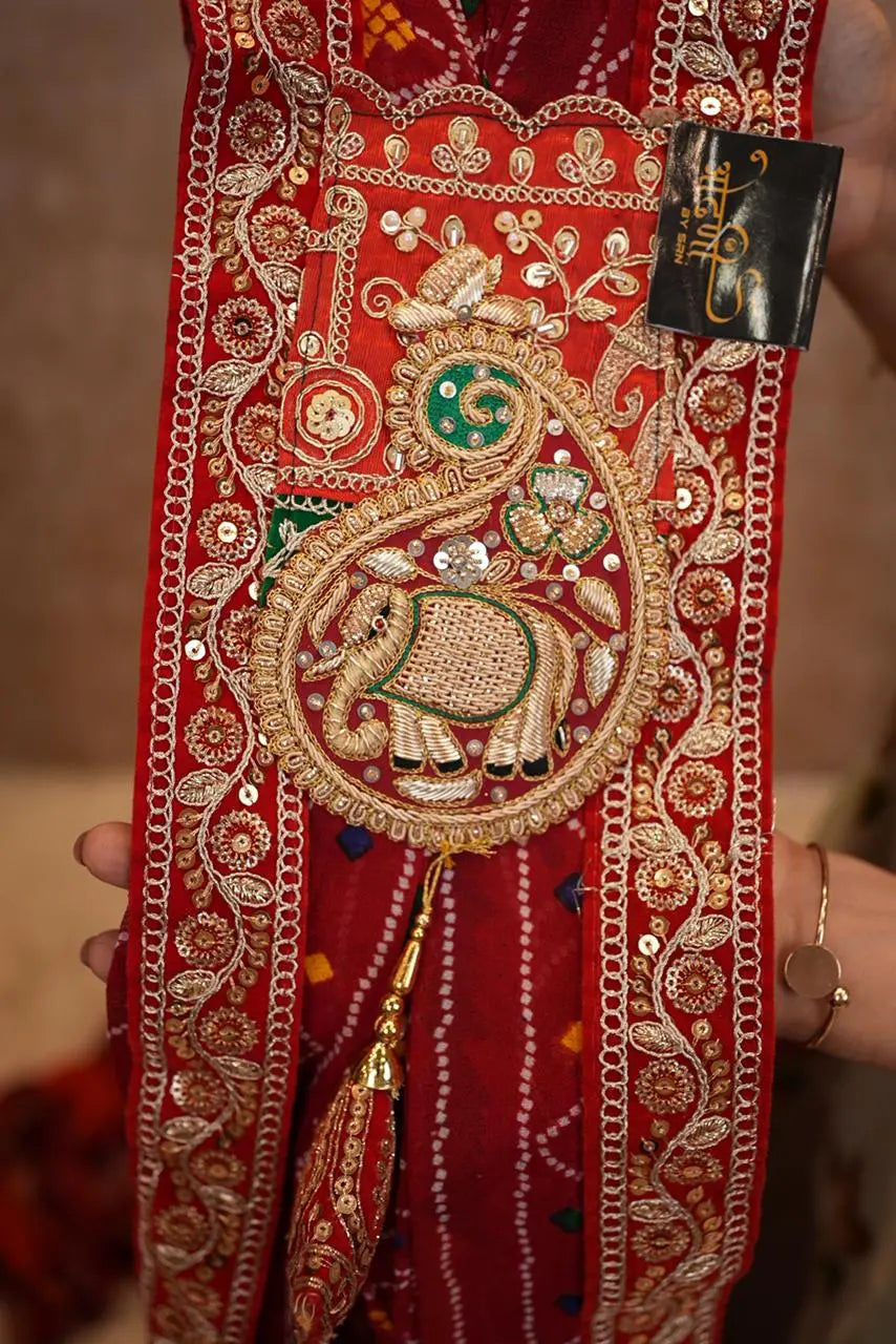 Brocha Pila Chunri – Elegant Traditional Ethnic Wear
