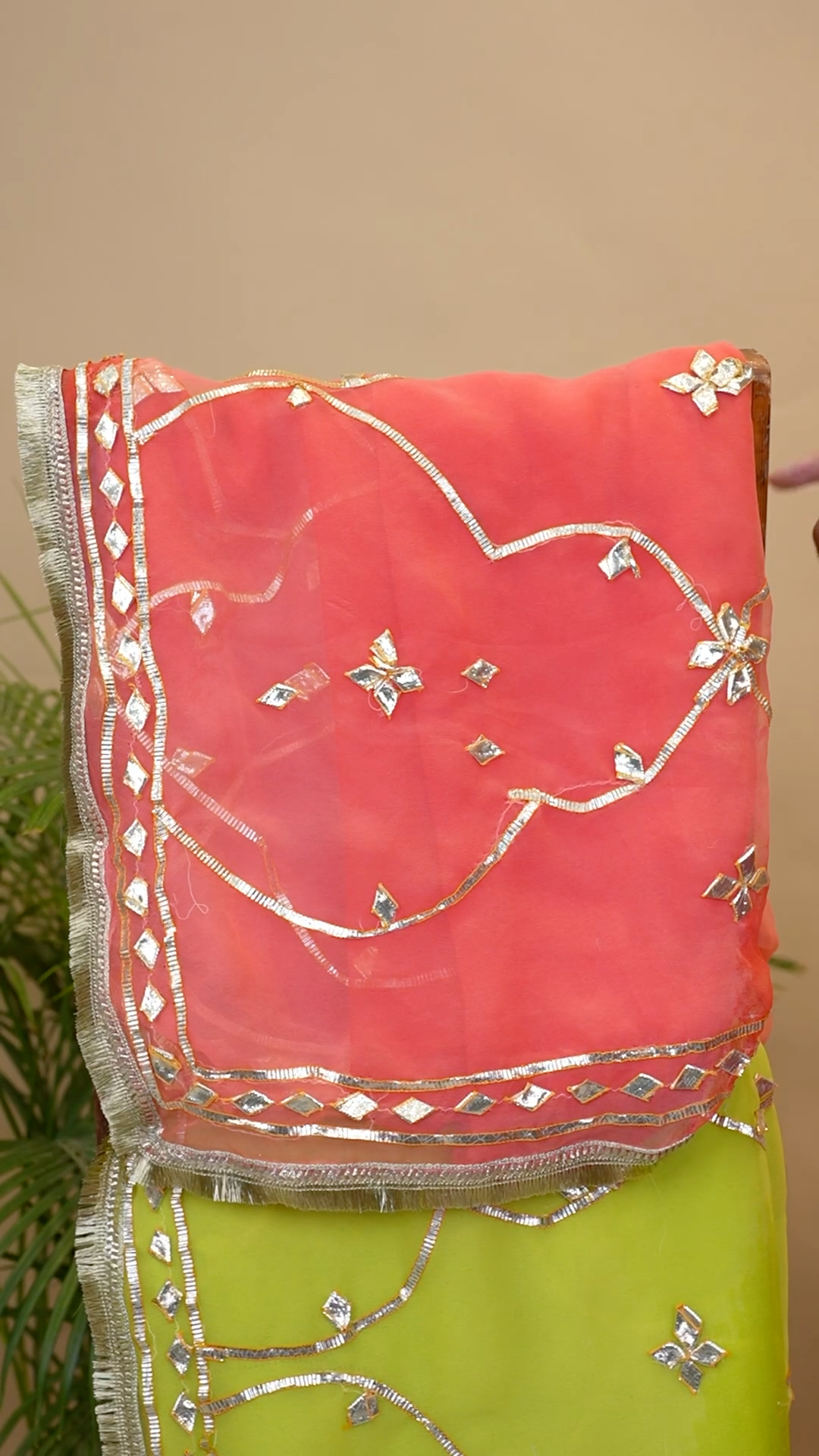 Traditional Rajasthani Jaal Pattern Kacchi Gota Patti Handwork Saree (With Blouse)