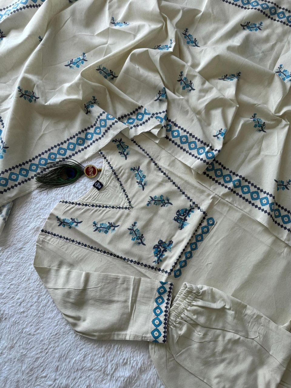 Luxury Khadi Cotton Kurti Set with Full Cotton Inner & Dupatta